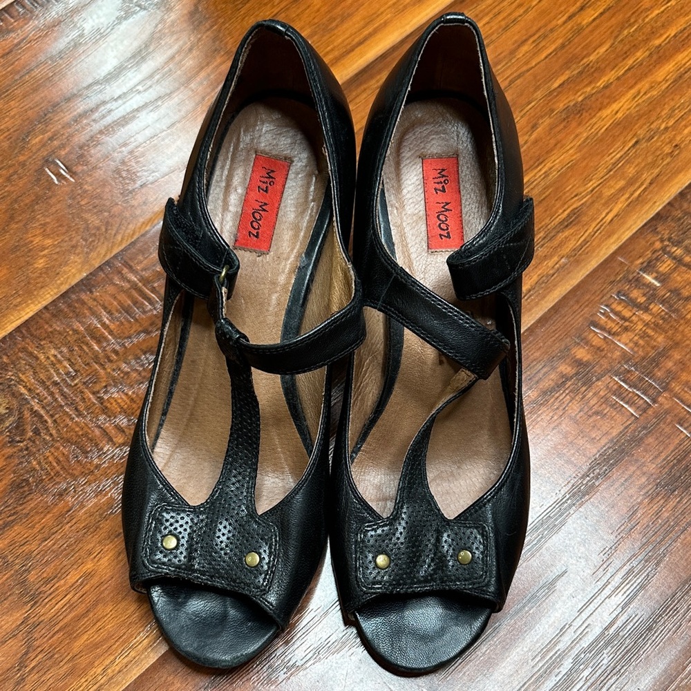 Miz Mooz Black Open-Toe Heels Size 7.5
